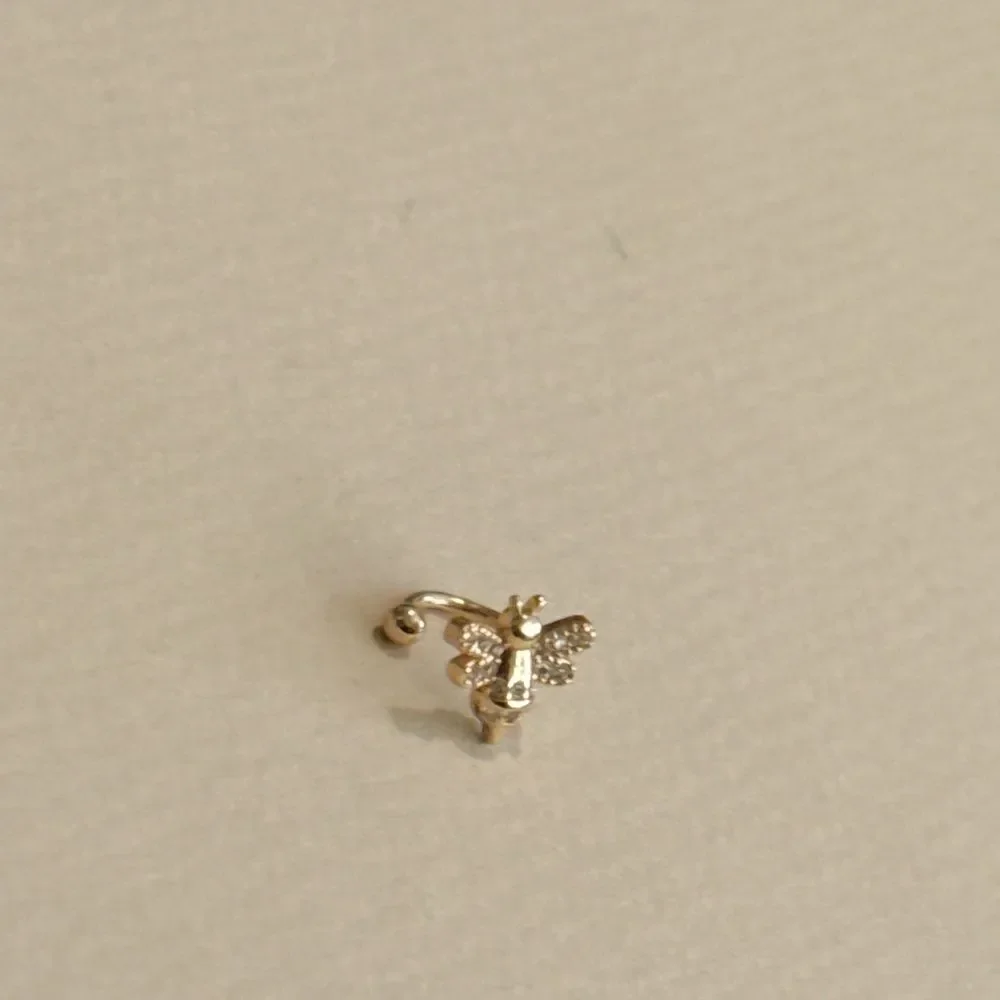 Bee cuff earrings N1243